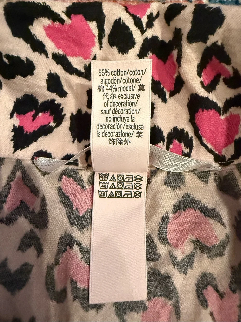 Victoria's Secret Pink & Black Heart Leopard Lounge Pants